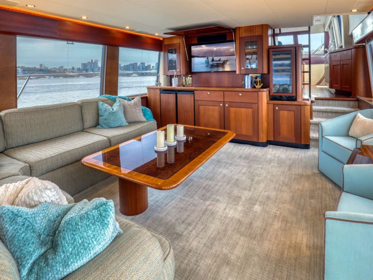 Yacht charter Seattle cheap CHECKED OUT