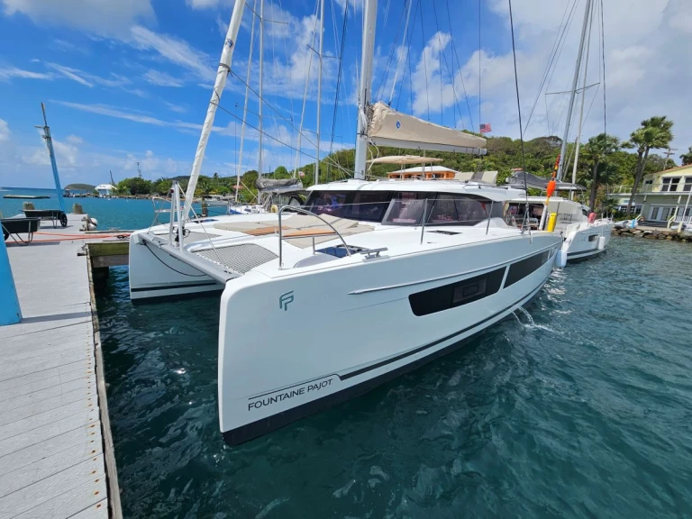 Catamaran rental in Frenchtown - Fountaine Pajot Fountaine Pajot FP 41 Maesto 3 