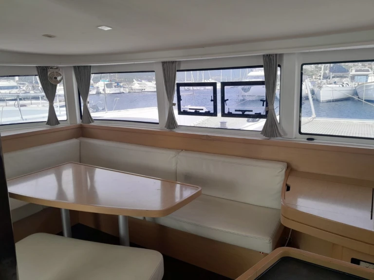 Rent a Lagoon Lagoon 42 Hyères