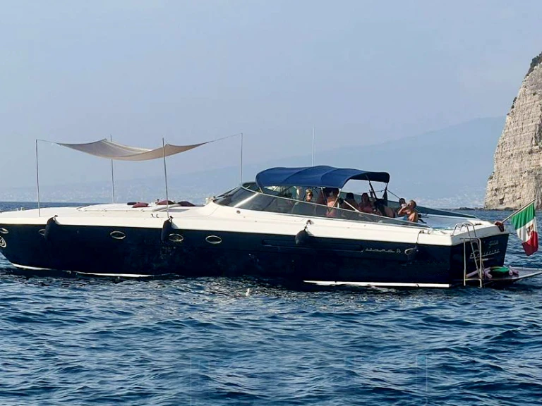 Rent a Itama Itama 56 Salerno