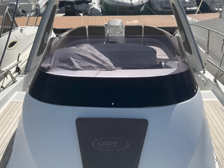 GIUPEX MARINE 23 WA charter bareboat or captained in  Salerno