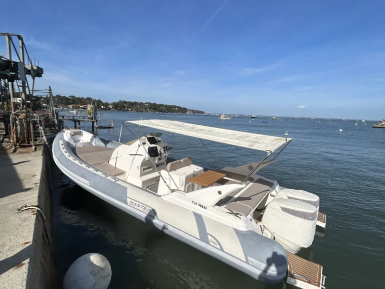 Boat rental Master Master 996 GP in Lège-Cap-Ferret on Samboat