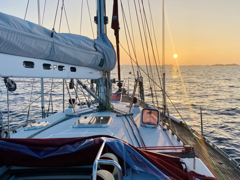 Sailboat rental in Locmariaquer - Kirie Feeling 486