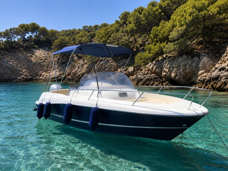 Motorboat for rent Les Issambres at the best price