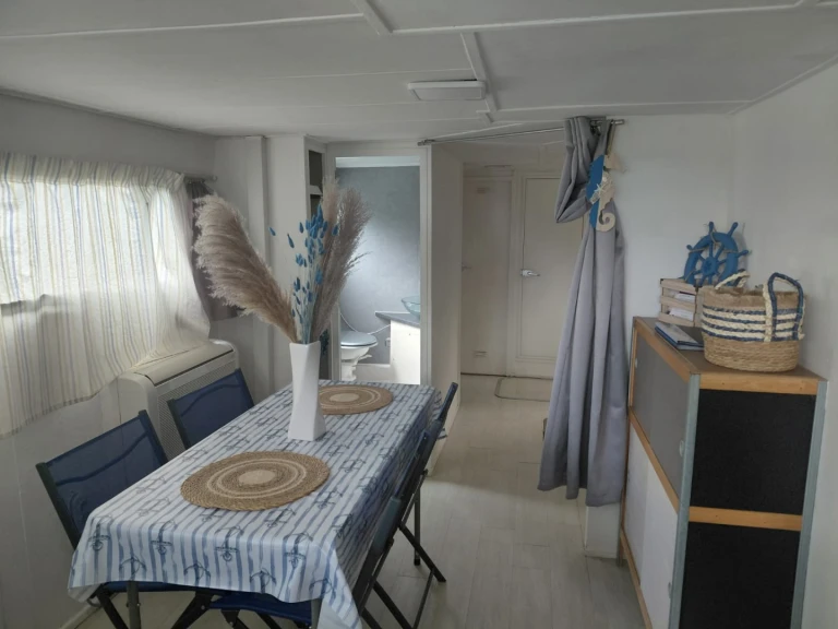 Porter-Haylett FB1325 charter bareboat or captained in  Saint-Jean-de-Losne