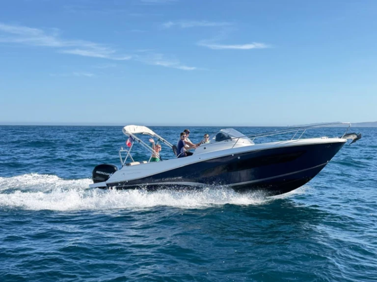 Jeanneau Cap Camarat 7.5 WA Serie 2 in Empuriabrava on SamBoat