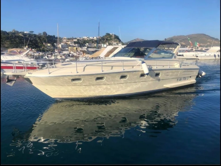 Rent a Raffaelli 42 Naples