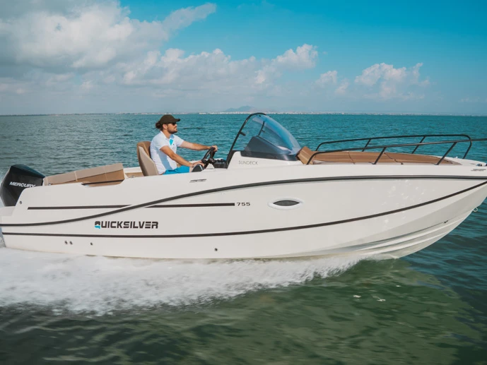 Yacht charter Split cheap Activ 755 Sundeck