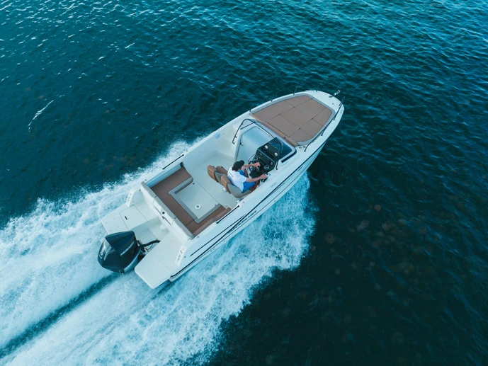 Motorboat rental with or without captain Quicksilver Split
