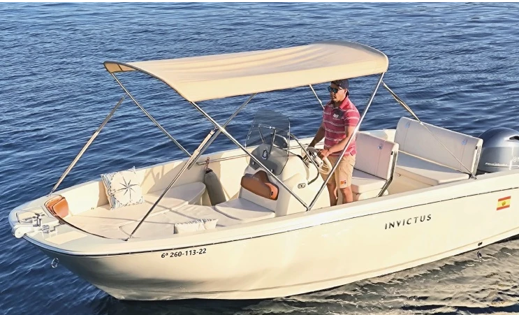 Invictus  FX 190 in Club Nàutic Santa Ponsa on SamBoat