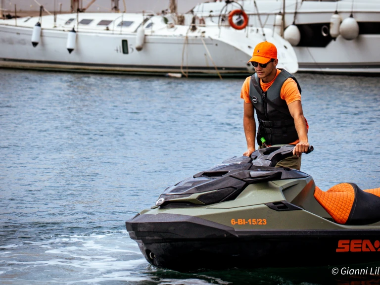 Rent a Bombardier GTX PRO 130 Puerto Deportivo de Marbella