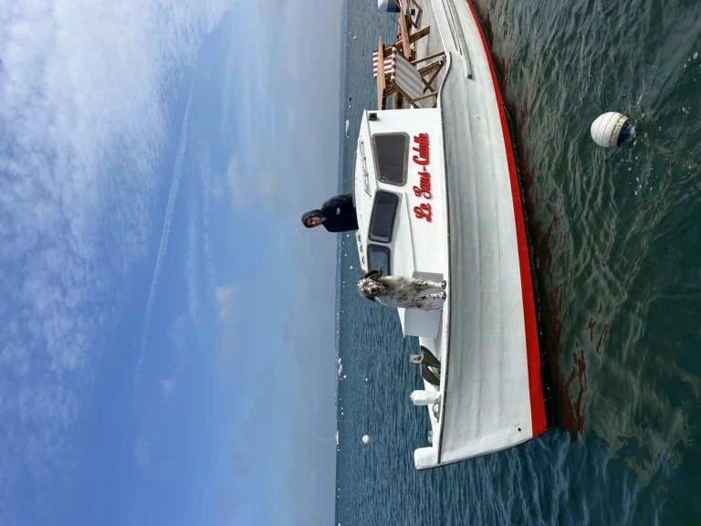 Bareboat Rental Luxury Yacht Chaland with a boat licence