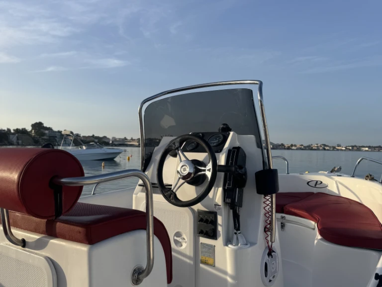 Yacht charter Zakynthos cheap Blu Water 170