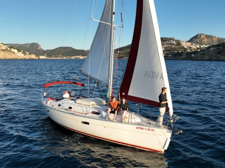Rent a Bénéteau Oceanis 361 Clipper Port d'Andratx