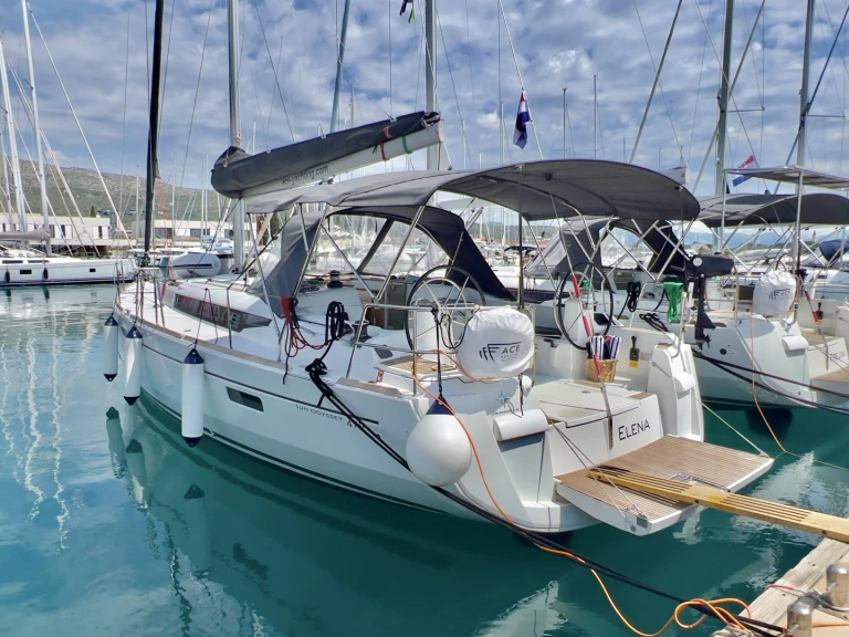 Jeanneau Sun Odyssey 479 in Seget Donji on SamBoat