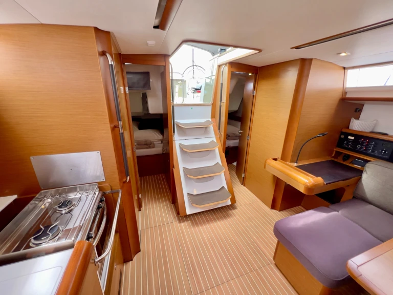 Yacht charter Seget Donji cheap Sun Odyssey 479