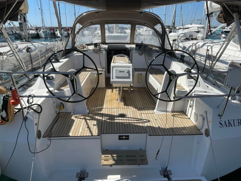 Bareboat Rental Sailboat Bavaria with a boat licence