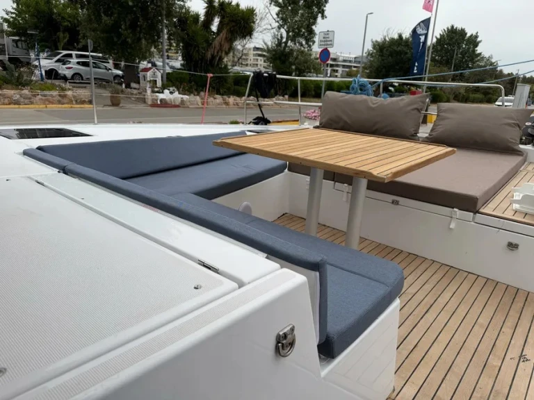 Catamaran rental in Mykonos (Island) - Bali Bali 5.2 - 6 + 2 cab.