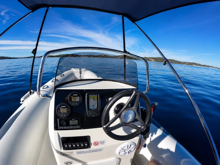 Bareboat Rental RIB Bsc with a boat licence