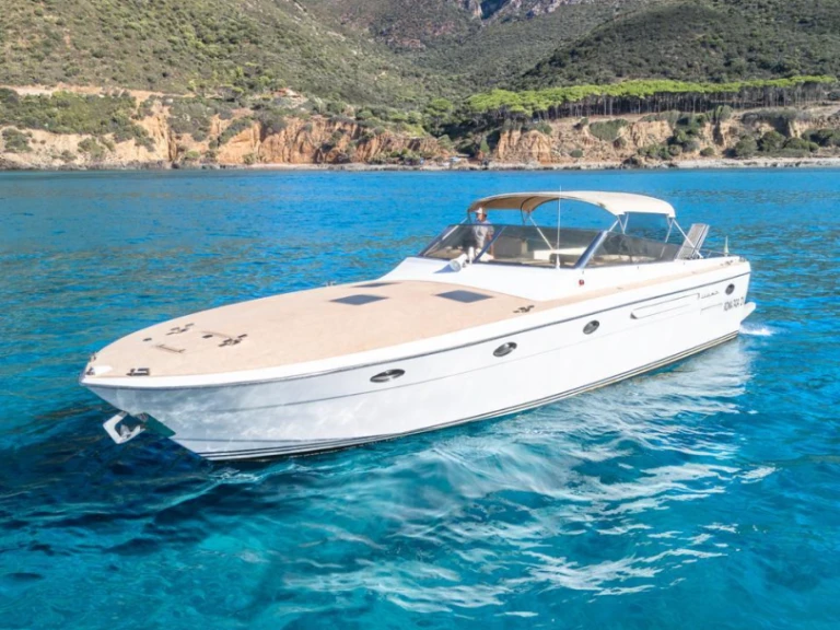 Itama Itama 45 charter bareboat or captained in  Buggerru