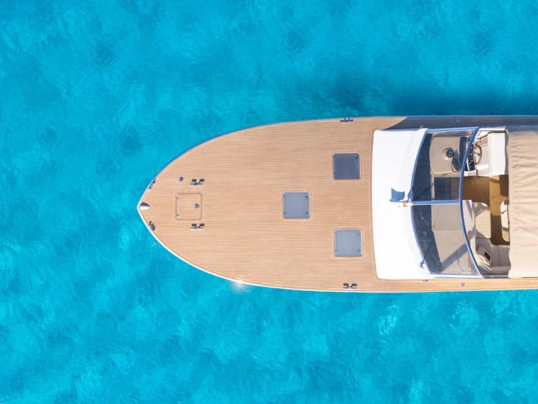 Yacht charter Buggerru cheap Itama 45