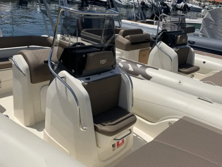 Bareboat Rental RIB Bsc with a boat licence