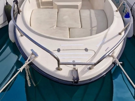Omnia Omnia 600 charter bareboat or captained in  Porto di Alghero