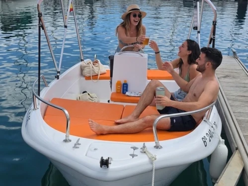 Motorboat for rent Alicante at the best price