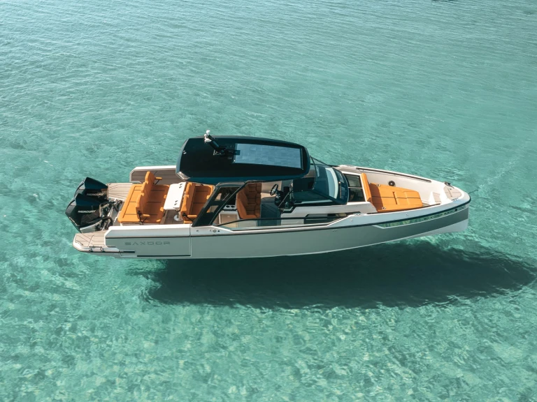 Saxdor Saxdor 320 GTO in Cannes on SamBoat