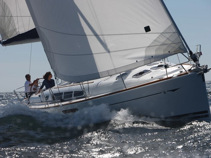 Sailboat rental in La Spezia - Jeanneau Sun Odyssey 44i