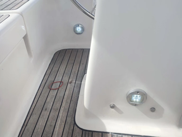 Sailboat for rent Puerto Altea at the best price