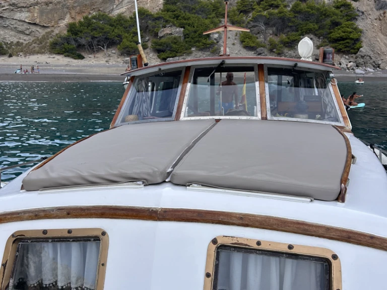 Motorboat rental in Alcúdia - Mestre D'Aixa Curret Llaüt Artesanal