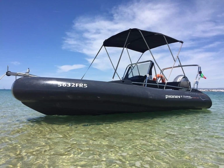 Yacht charter Olhão cheap Touring 17