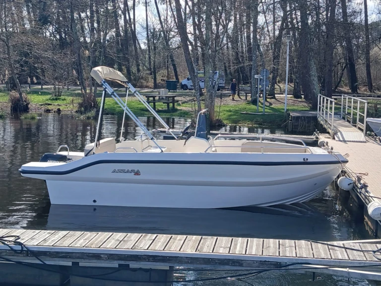Yacht charter Sanguinet cheap -