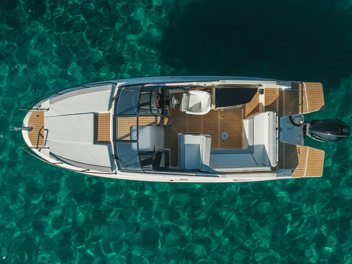 Rent a Quicksilver Activ 755 Cruiser Palma de Mallorca