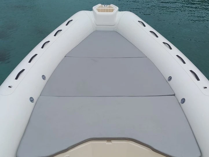 Motorboat for rent Cannigione at the best price