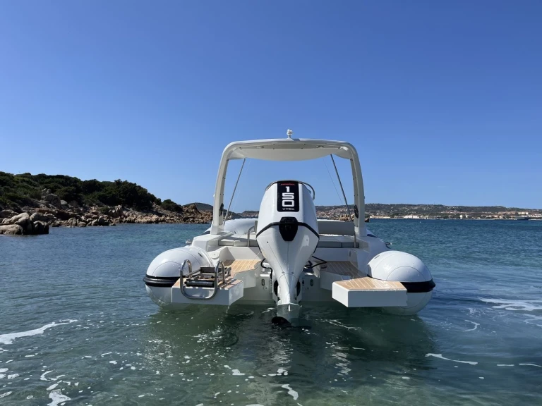Motorboat rental with or without captain Altamarea Cannigione