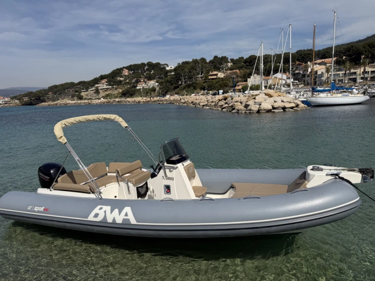 Bwa Sport 22 GT in La Madrague on SamBoat