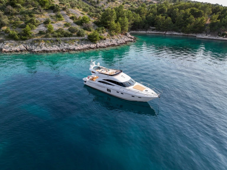 Luxury Yacht rental with or without captain Princess Šibenik