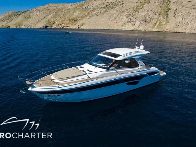 Bareboat Rental Luxury Yacht Bavaria with a boat licence