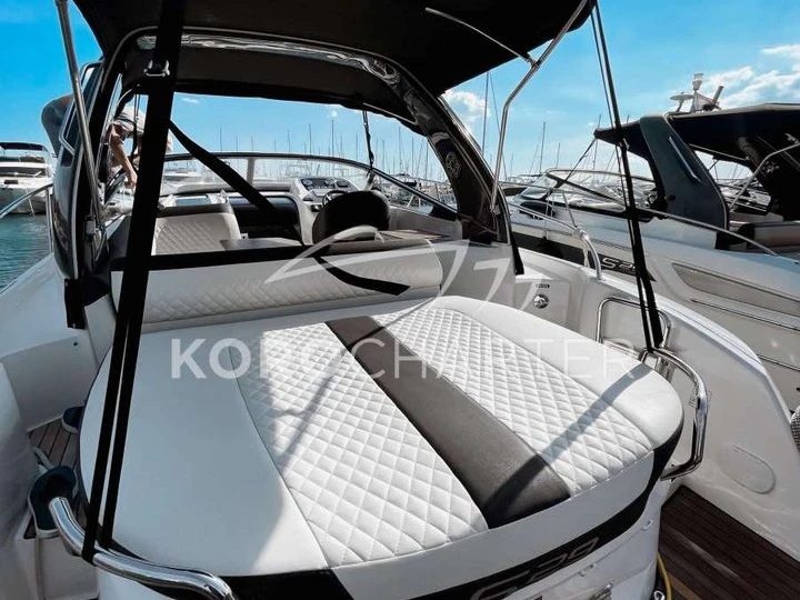 Rent a Bavaria Bavaria S29 Punat