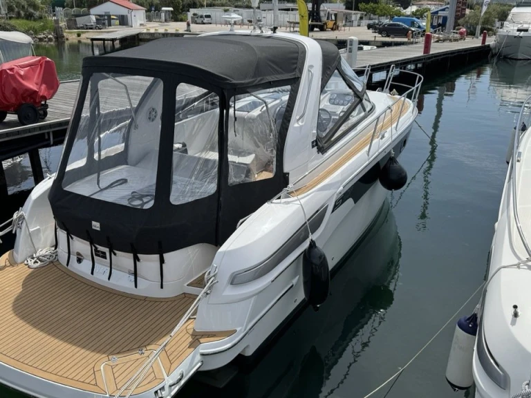 Motorboat rental with or without captain Bavaria Punat