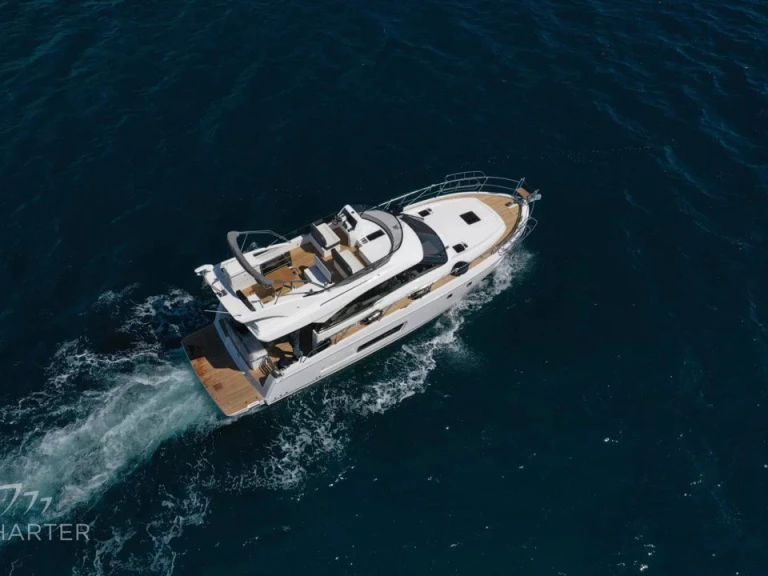Luxury Yacht for rent Punat at the best price