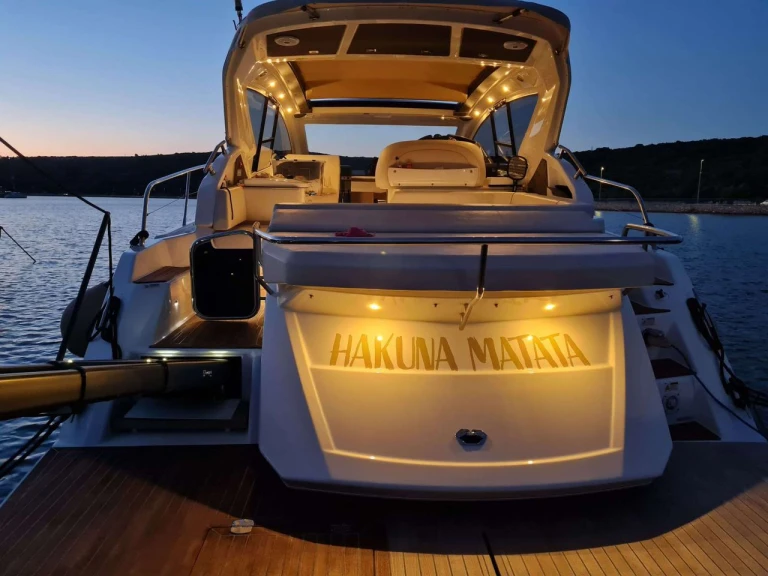 Yacht charter Punat cheap Cranchi M44 HT