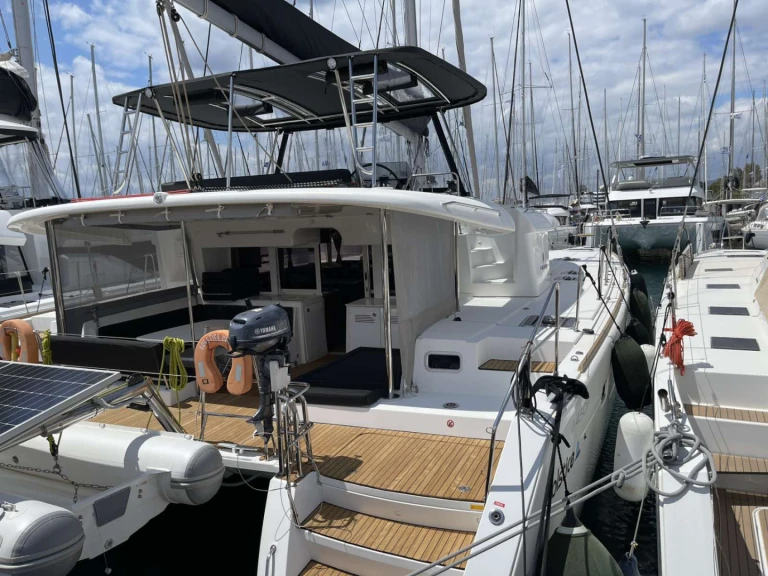 Lagoon Lagoon 450 F charter bareboat or captained in  Alimos