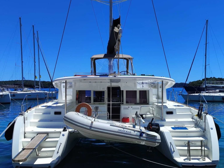 Yacht charter Perigiali cheap Lagoon 450 F
