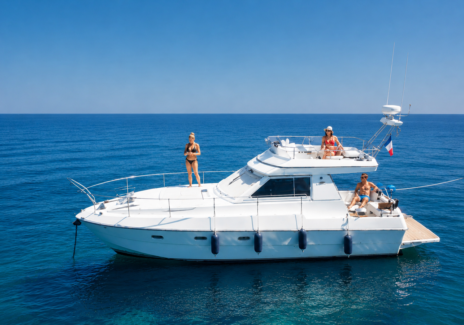 Luxury Yacht rental with or without captain Ferretti Cannes