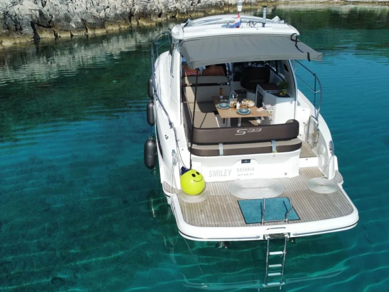 Yacht charter Punat cheap Bavaria 33 Sport HT
