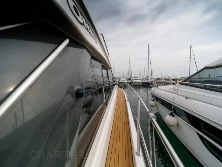 Yacht charter Punat cheap Bavaria S45 Coupe