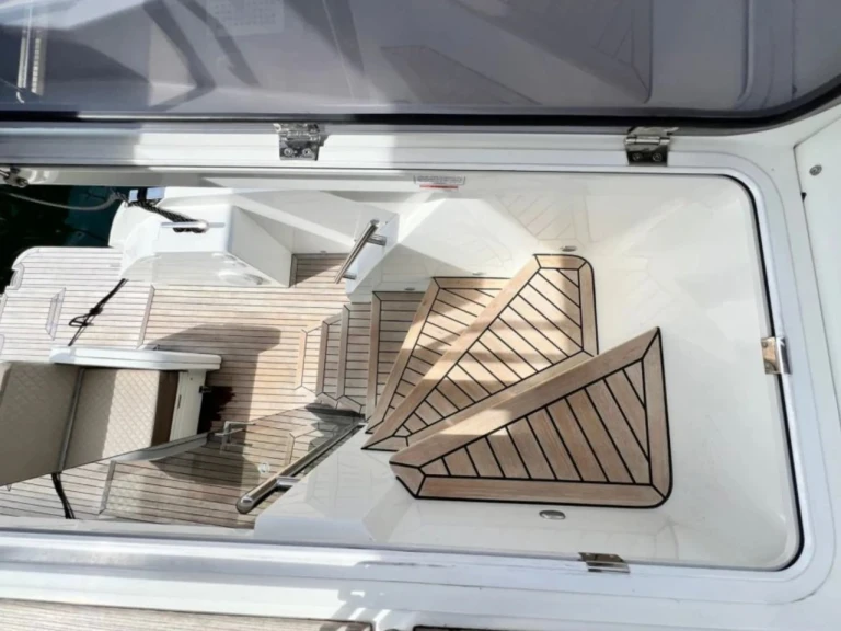 Luxury Yacht for rent Punat at the best price